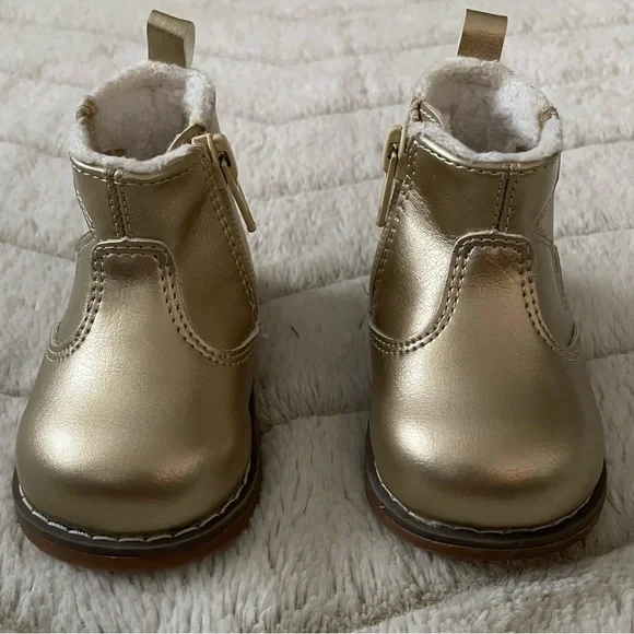 KIDS: H&M Gold Baby Star Boots - Picture 2 of 6